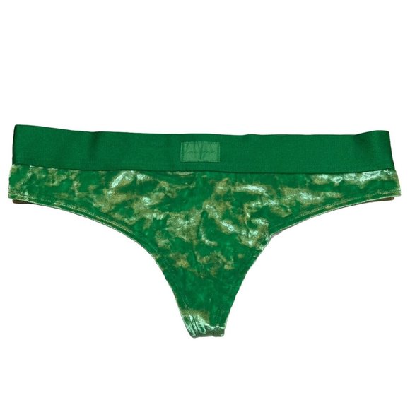 NWT VICTORIA'S SECRET PINK Thong Pantie Sz M Green Velvet - Picture 1 of 5